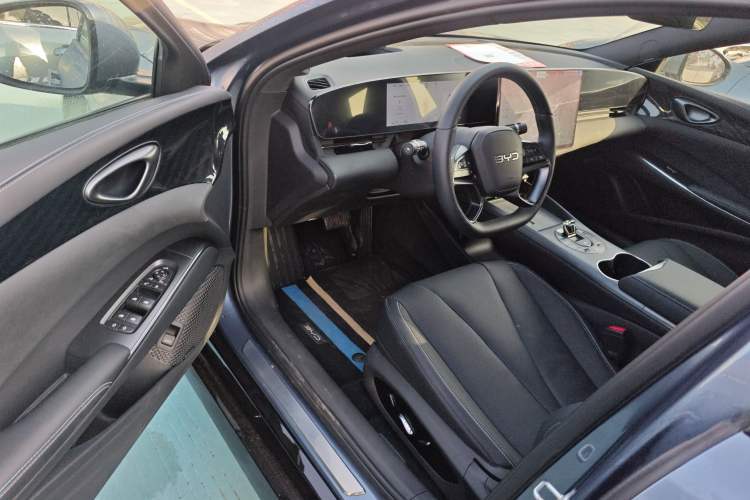 Used BYD Seal 2025 650 Intelligent Driving Version
