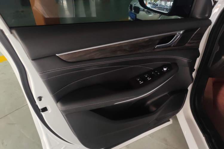 Used Landian E5 2023 1.5L DE-i 100KM Enjoyment Version 5 Seats