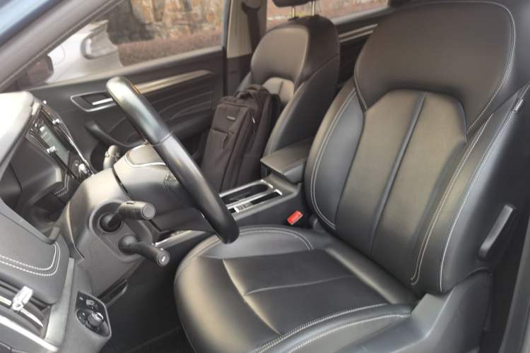 Used Roewe i6 2018 20T Automatic Internet Smart Edition