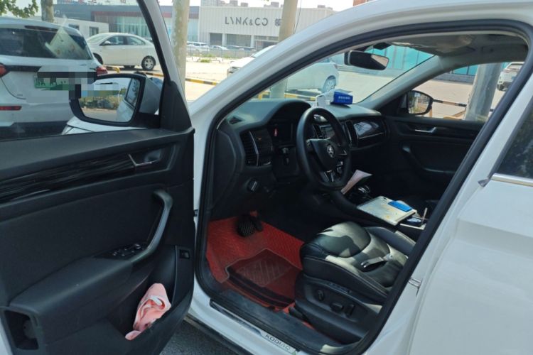 Used Skoda Kodiaq 2019 Facelifted TSI330 7-Seater Two-Wheel-Drive Luxury Enjoyment Edition China VI Standard