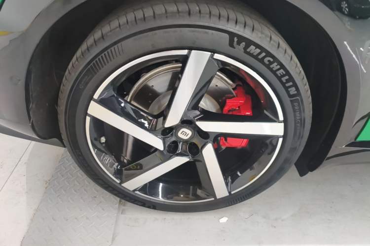 Used Xiaomi Auto YU7 2025 Ultra-Long Range High-Performance All-Wheel-Drive Max Edition