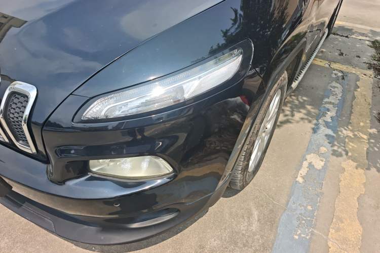 Used Jeep Cherokee 2016 2.4L Leading Edition Left Front Headlight