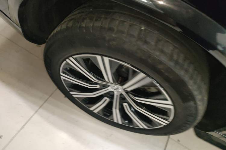 Used Volvo XC90 New Energy 2022 E-Drive Hybrid T8 Luxury Flagship 7-Seater