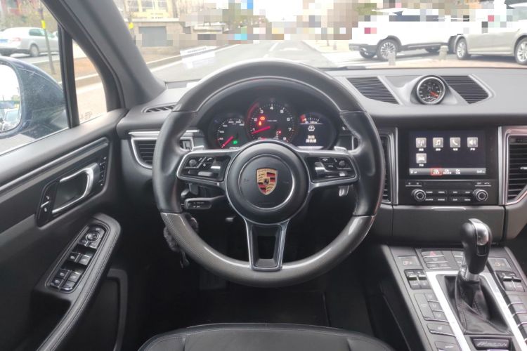 Used Porsche Macan 2017 Macan 2.0T Steering Wheel