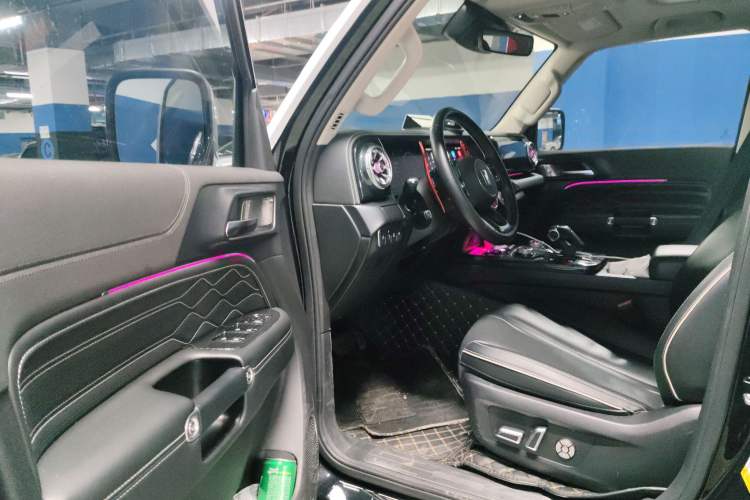 Used Tank 300 2021 City Edition 2.0T—Truly Stylish
