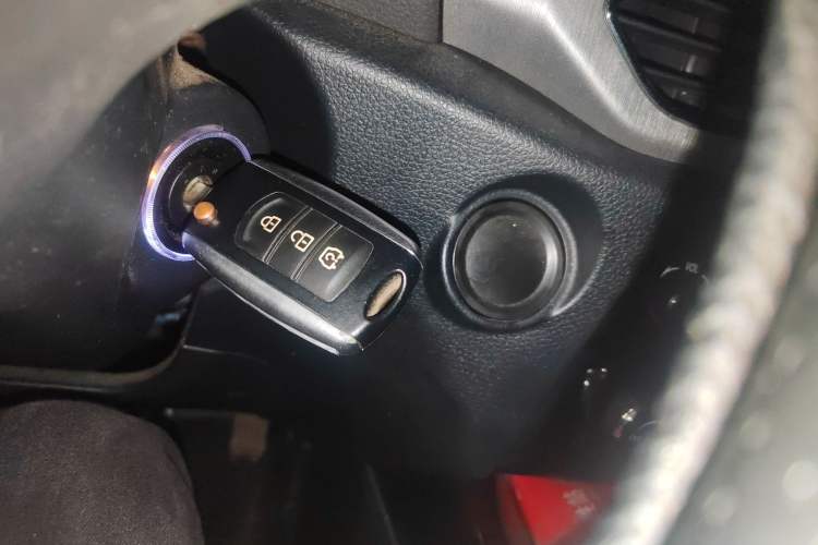 Used Dongfeng Fengon S560 2019 1.8L CVT Elite Model Vehicle Key