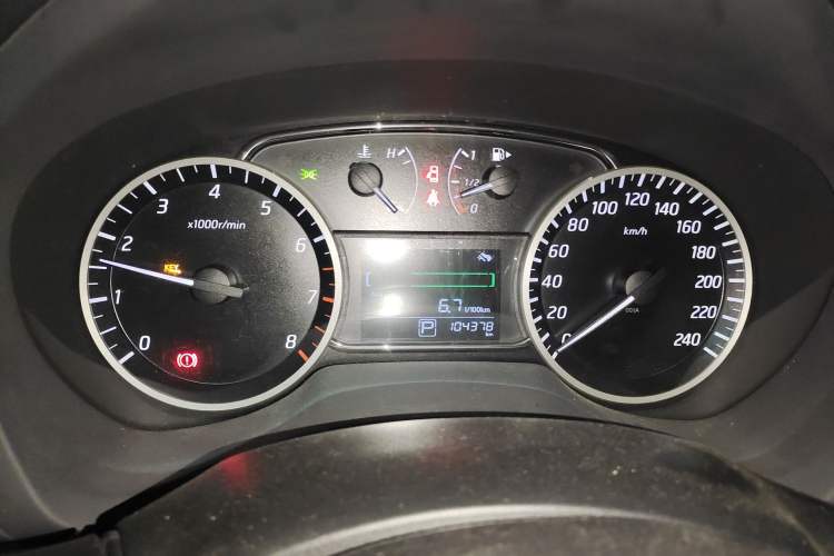 Used Nissan Sylphy 2019 1.6XV CVT Smart Connect Luxury Edition China V Standard Instrument Cluster