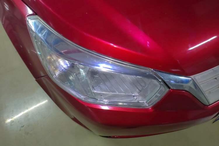 Used Venucia R50 2013 1.6L Manual Luxury Edition