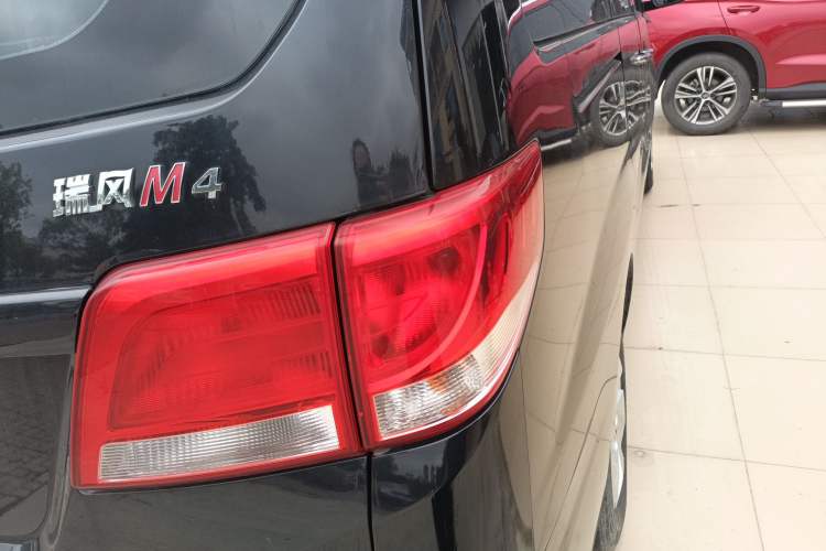 Used JAC Refine M4 2016 2.0L Manual Comfort Edition