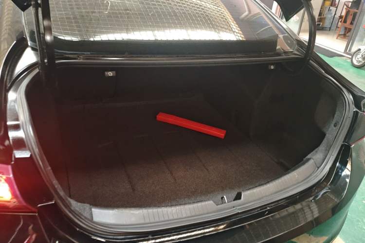 Used Chevrolet Malibu XL 2019 Redline 550T Automatic Sport Edition Trunk