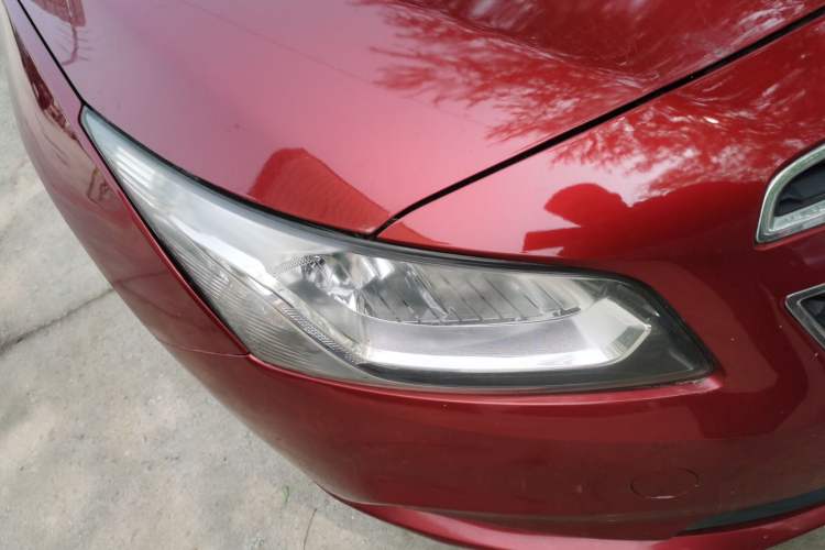 Used Chevrolet Cruze 2015 1.5L Classic SL MT Right Front Headlight