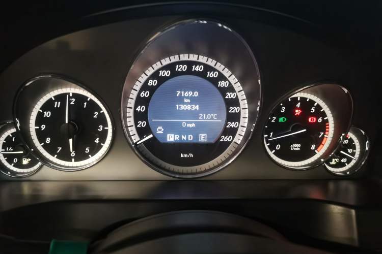 Used Mercedes-Benz E-Class 2010 E 260 CGI Coupe
