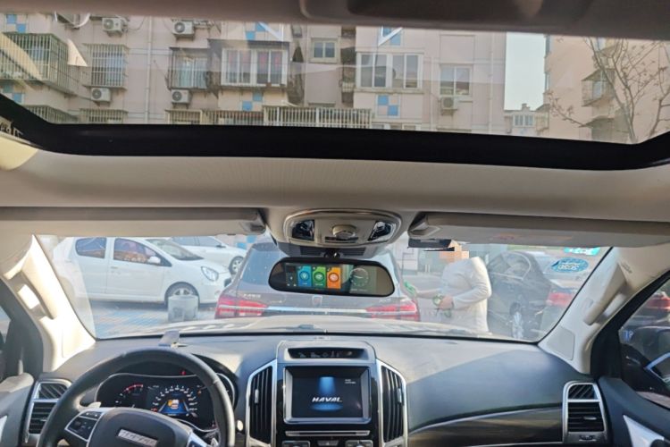 Used Haval H9 2017 2.0T Gasoline 4x4 Comfort Edition 5 Seats Headliner