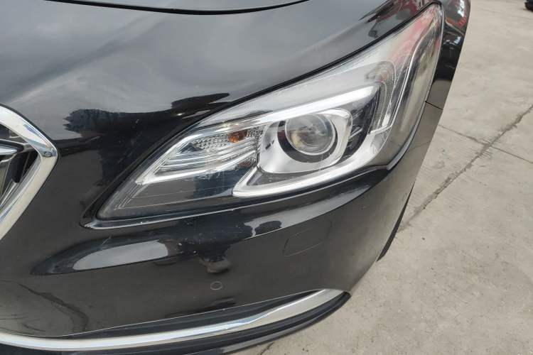 Used Buick LaCrosse 2016 Revised Version 28T Elite Edition Left Front Headlight