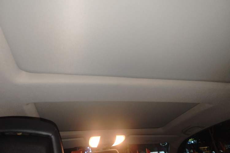 Used Mercedes-Benz GLK-Class 2012 GLK 300 4MATIC Fashion Model
