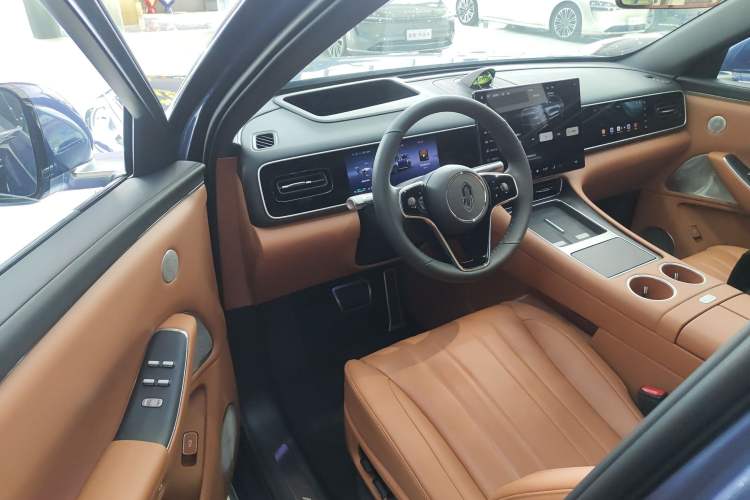 Used Hima AITO M7 2026 Model Range-Extending Ultra All-Wheel Drive 5-Seater Version
