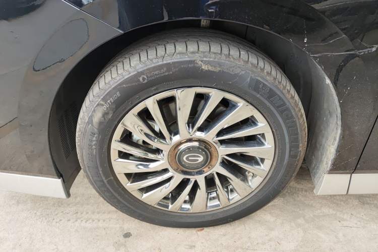 Used GAC Trumpchi M8 2023 Zongshi Series 400T Flagship Edition Exterior 4