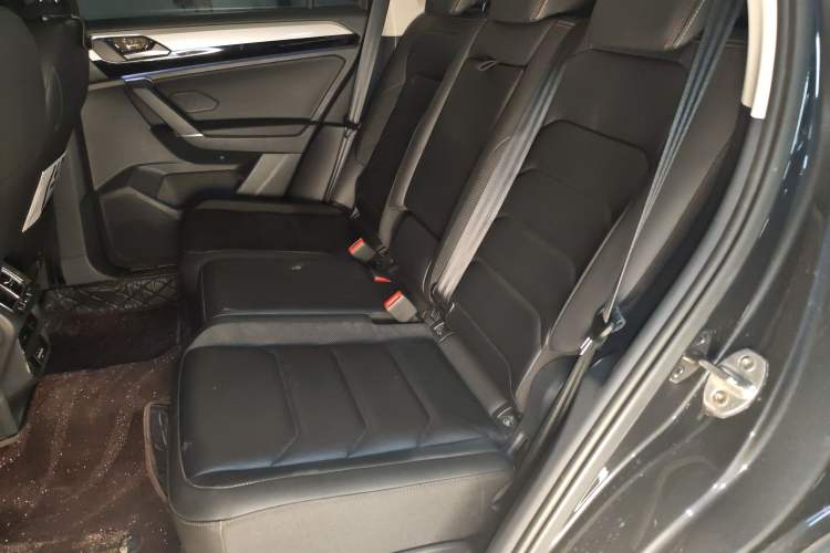 Used Volkswagen Tayron 2019 330TSI Two-Wheel-Drive Luxury Plus China VI Standard