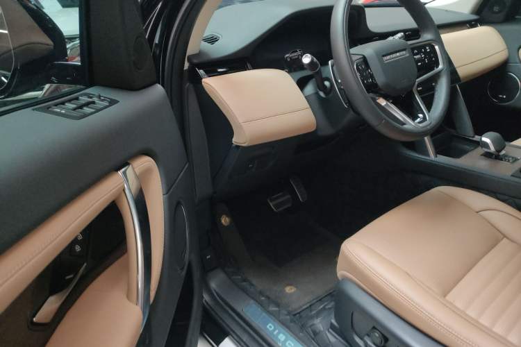 Used Land Rover Discovery Sport 2025 249 PS Performance Tech Edition Left Front Seat