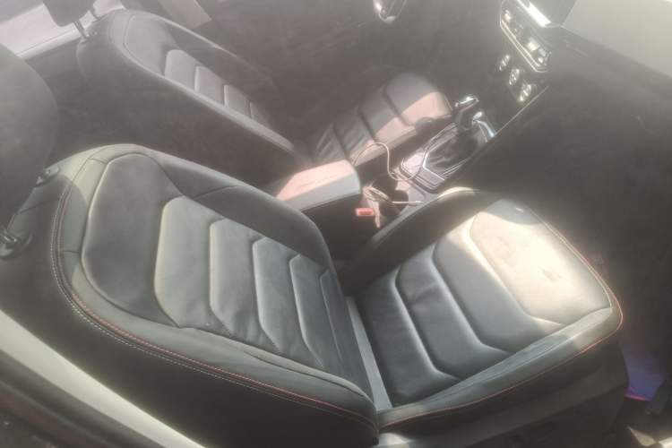 Used Volkswagen Tayron 2019 330TSI Two-Wheel Drive Luxury Model China VI Standard
