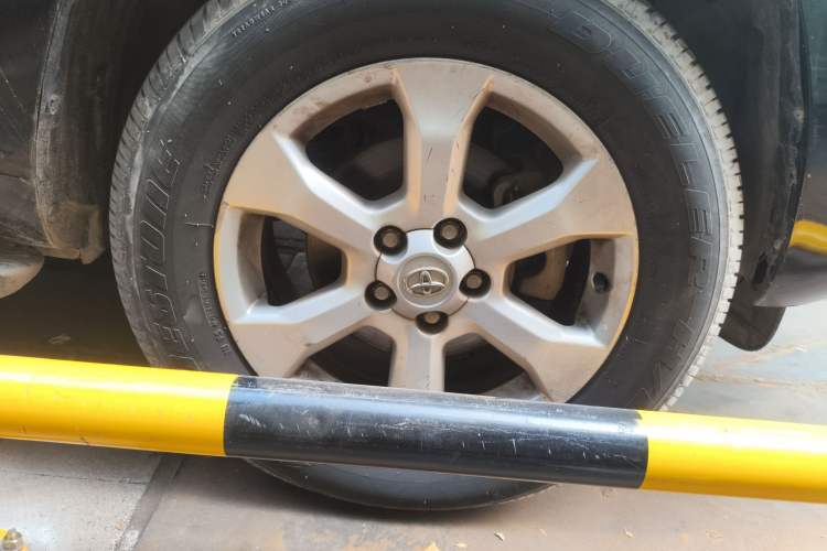 Used Toyota RAV4 2011 2.0L Automatic Classic Edition
