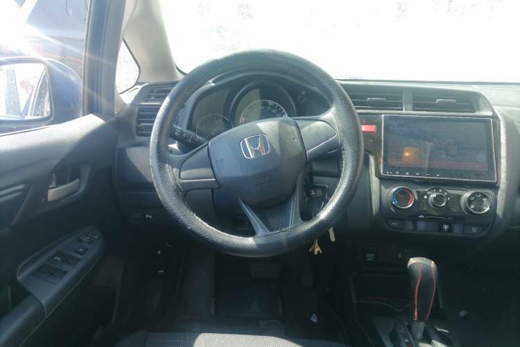 Used Honda Fit 2016 1.5L LXS CVT Comfort Sunroof Version Steering Wheel