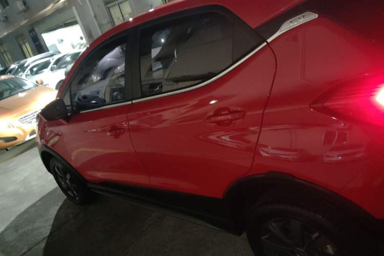 Used BYD Yuan New Energy 2019 EV535 Smart Connect Trendsetting Model
