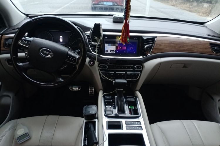 Used GAC Trumpchi GS8 2017 320T Two-Wheel Drive Luxury Smart Connectivity Version (7 Seats)