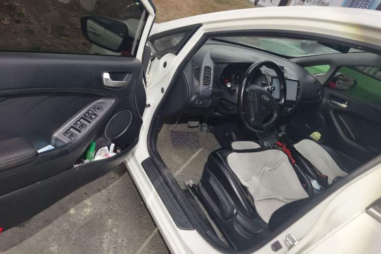 Used Kia K3 2015 1.6L Automatic GLS
