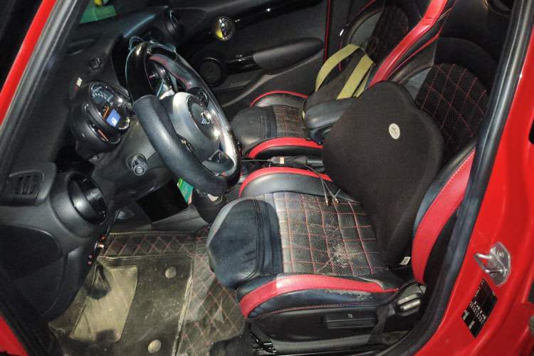 Used MINI MINI 2018 1.5T COOPER Racing Edition Five-Door Version
