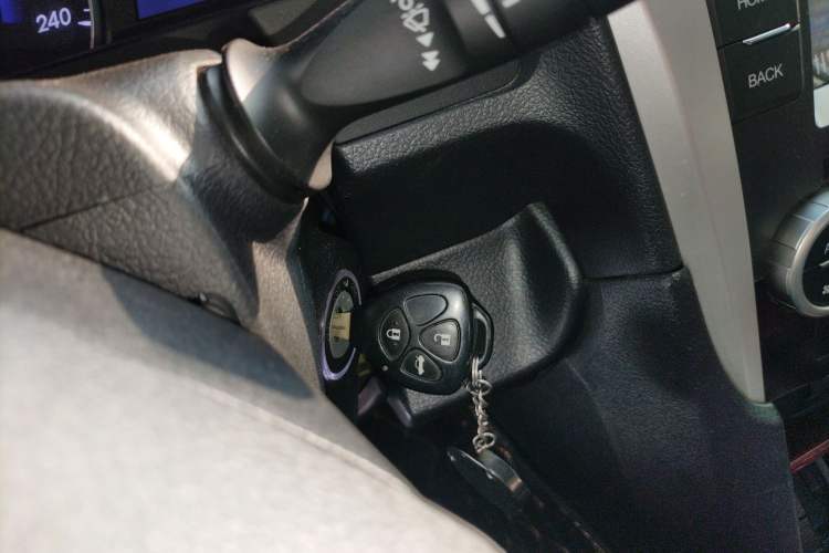 Used Toyota Camry 2013 2.0G Comfort Edition