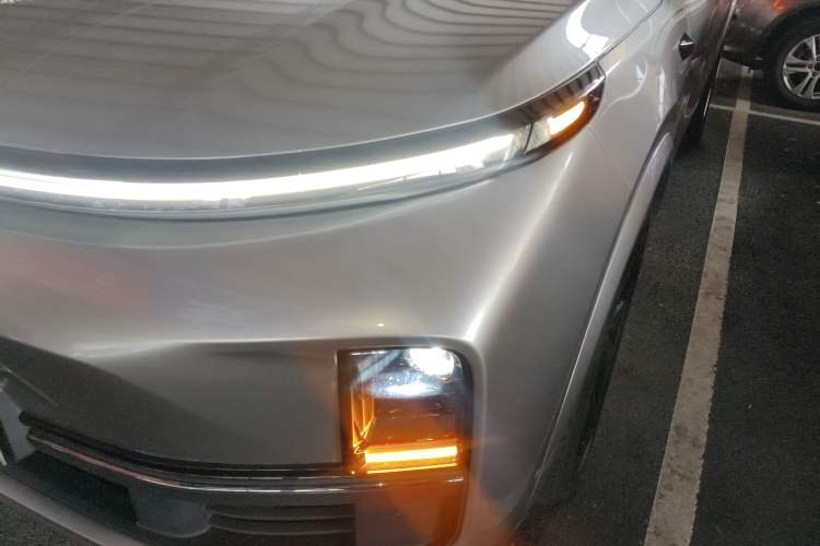 Used Li Auto L8 2023 Max model
