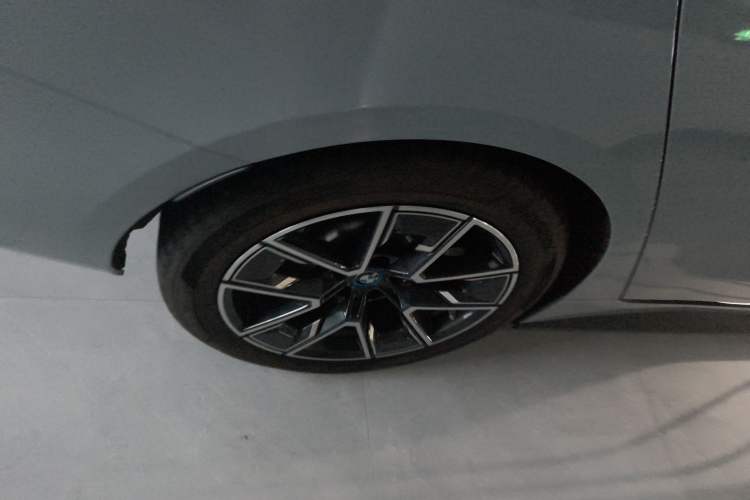 Used BMW i4 2023 eDrive35
