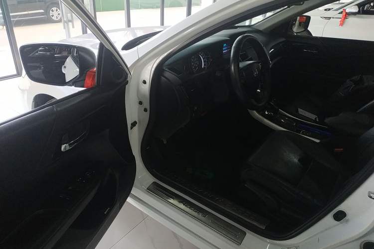 Used Honda Accord 2016 2.0L Elite Edition
