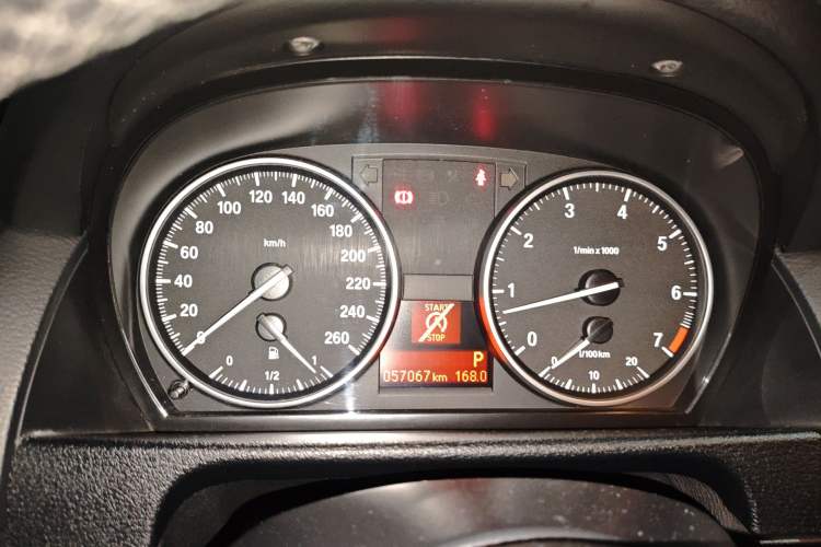 Used BMW X1 2015 sDrive18i Fashion Upgrade Edition Instrument Cluster