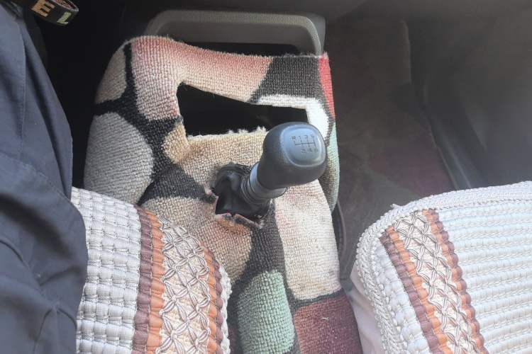 Used Wuling Hongguang V 2019 1.5L Base Window-Sealed Vehicle China VI LAR