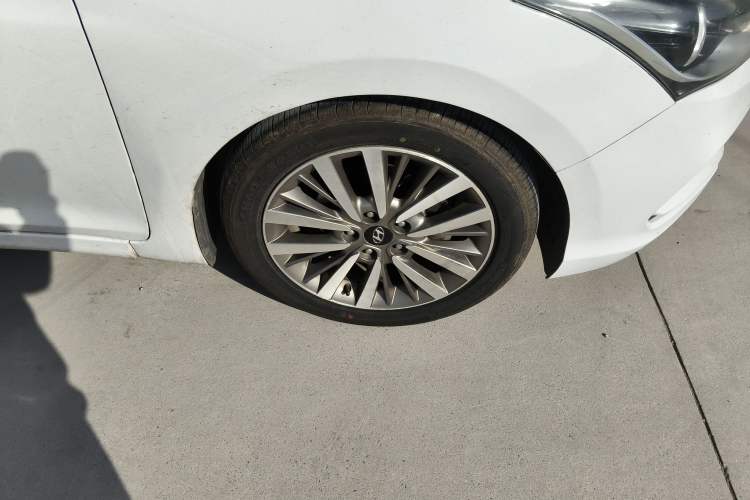 Used Hyundai Mistra 2017 1.8L Automatic Smart GLS China V Standard Right Front Wheel Hub