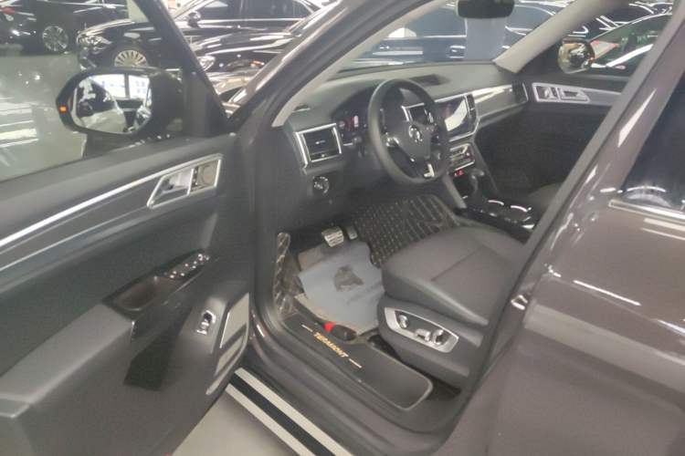 Used Volkswagen Teramont 2020 330TSI Two-Wheel Drive Comfort Edition China VI Standard Driver Seat