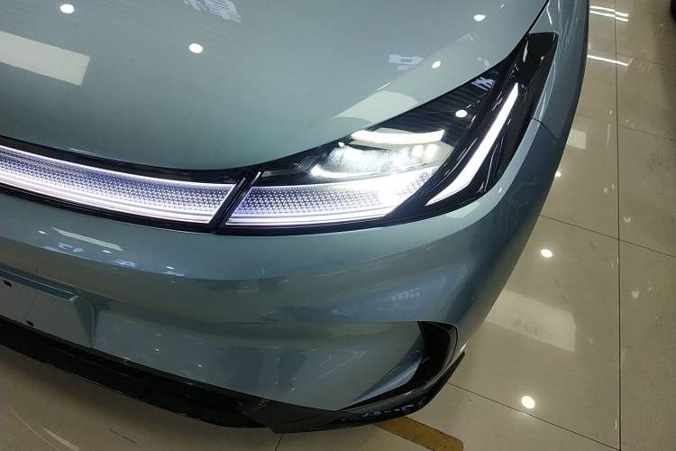 Used ARCFOX T1 2025 Model 320 PRO
