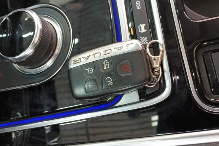 Used Jaguar XEL 2019 2.0T 200 PS Luxury Edition