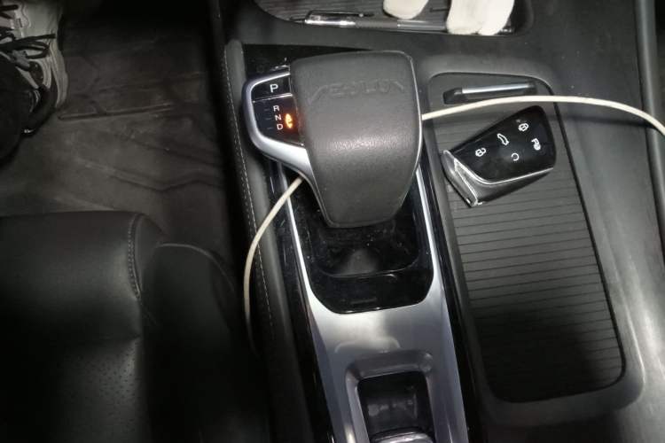 Used Dongfeng Aeolus Huge 2022 Mach Power 1.5T Dare-to-Love Edition