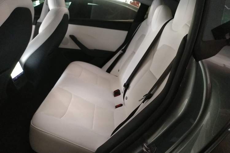 Used Tesla Model 3 2023 Long-Range All-Wheel-Drive Version