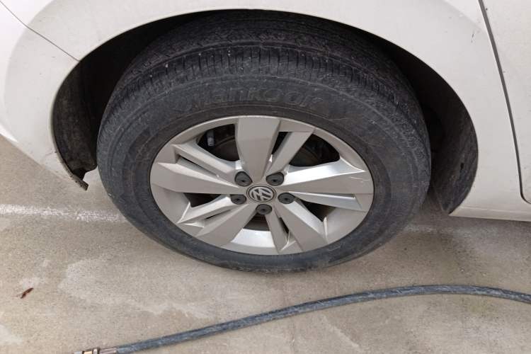 Used Volkswagen Polo 2019 Plus 1.5L Automatic Panoramic Enjoyment Edition Right Rear Wheel Hub