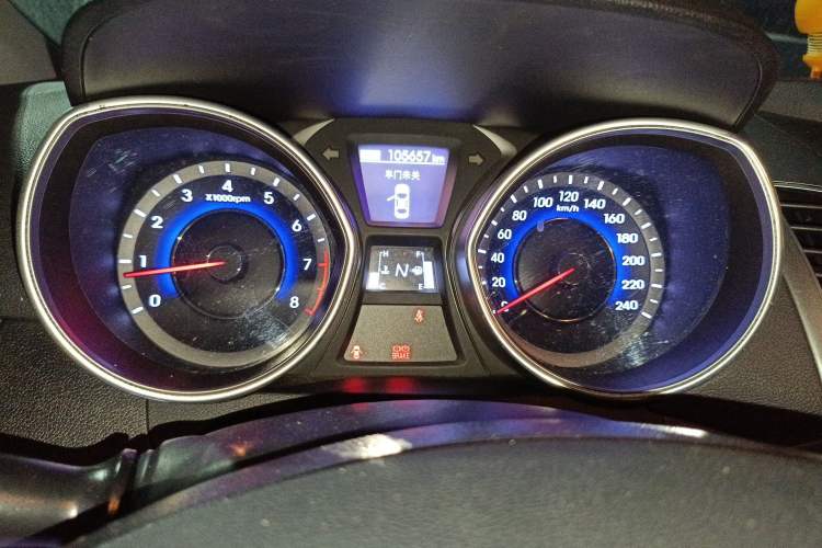 Used Hyundai Elantra (5th Generation / Langdong) 2015 1.6L Automatic Leading Model Instrument Cluster