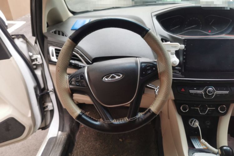 Used Chery Arrizo M7 2015 2.0L CVT Comfort Edition 232 Seats Steering Wheel