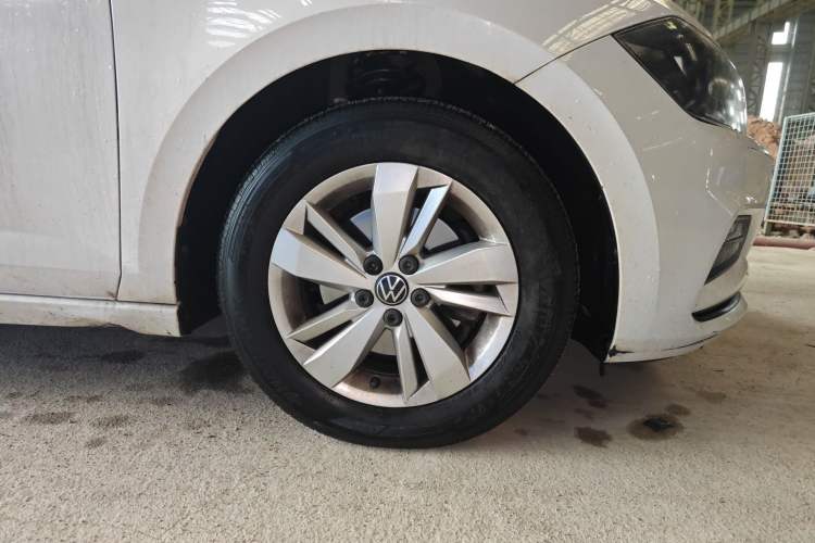 Used Volkswagen Polo 2021 Plus 1.5L Automatic Panoramic Enjoyment Edition Right Front Wheel Hub