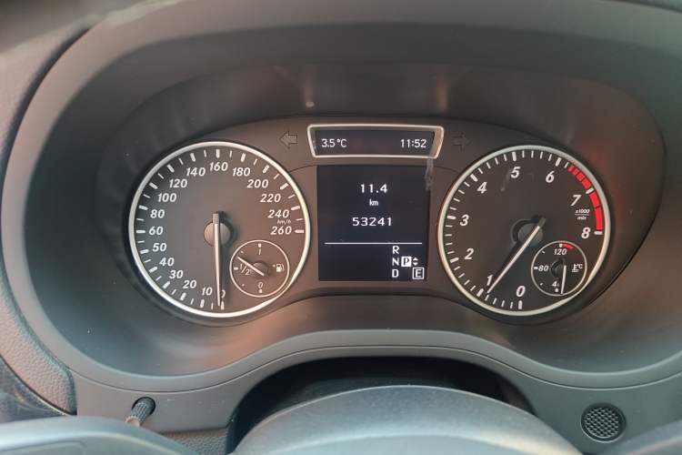 Used Mercedes-Benz B-Class 2012 B 180 Instrument Cluster