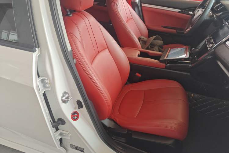 Used Honda Civic 2016 220TURBO CVT Luxury Edition