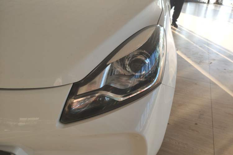 Used Oshan Benni E-Star 2021 National Edition Xin Yue Version Lithium Iron Phosphate (31.86 kWh)