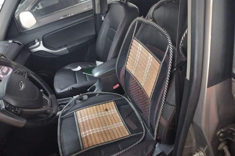 Used Chery Tiggo 3 2015 1.6L CVT ZhiShang Commemorative Edition
